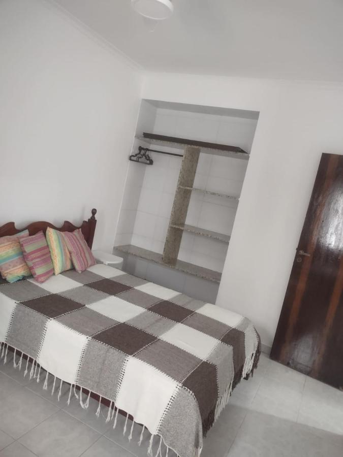 Apto 1 Suite A 30 Mts. Da Praia Do Tombo - Гуаружа Екстериор снимка